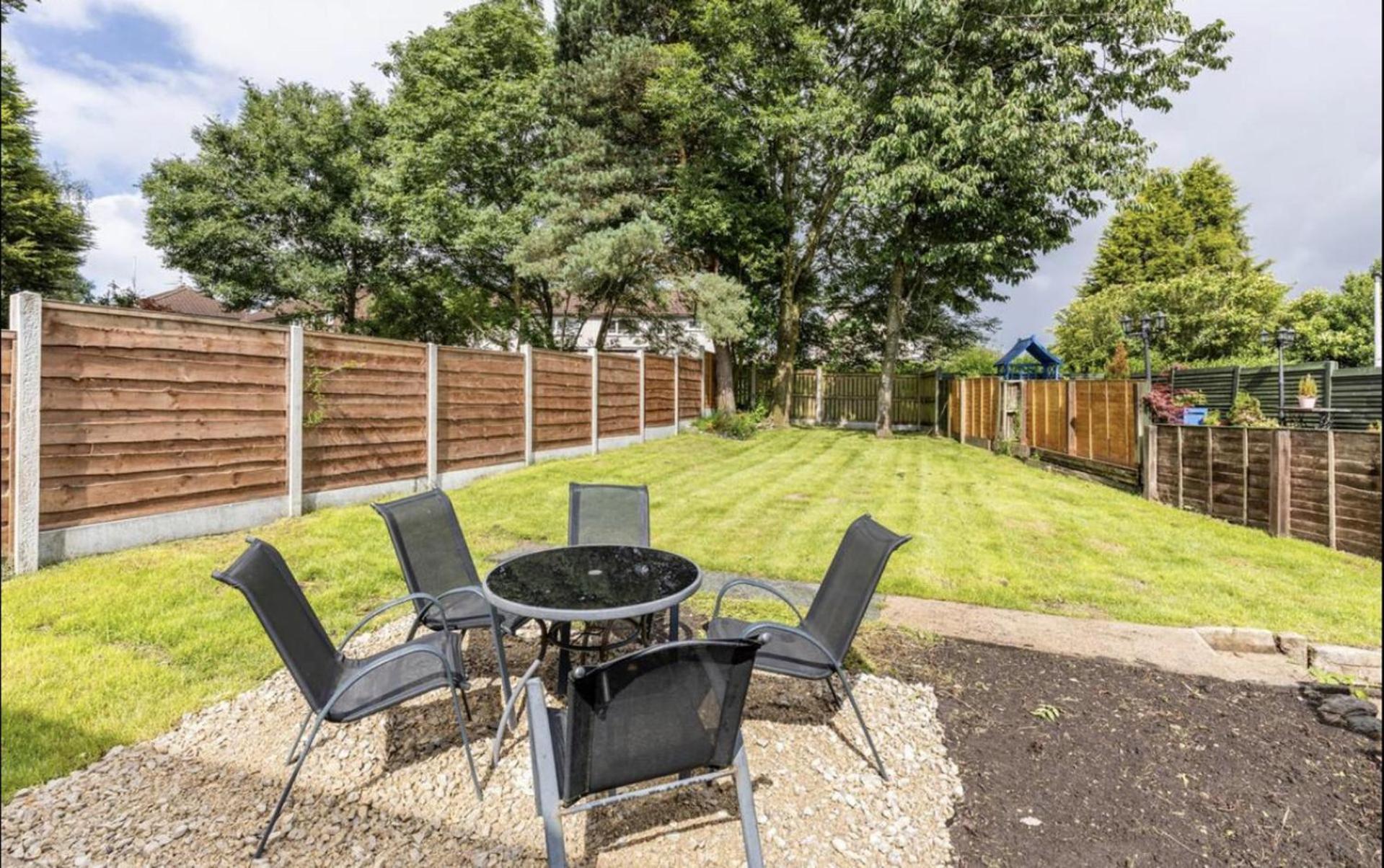 Come & Unwind In Charming 5 Bed House In Blackburn Blackburn  Exterior photo